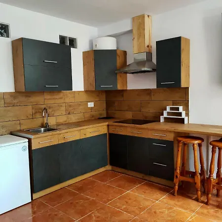 Homestay Captain Morgan House