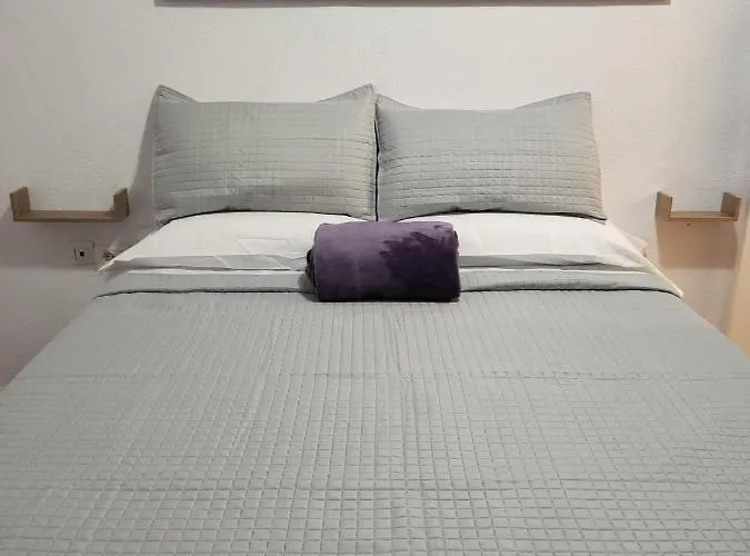 Kwatera prywatna Captain Morgan House *